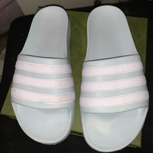 Blue adidas slides💙
